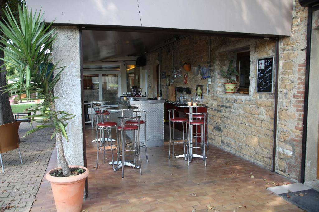 O2 Saone Hotel Reyrieux Exterior photo