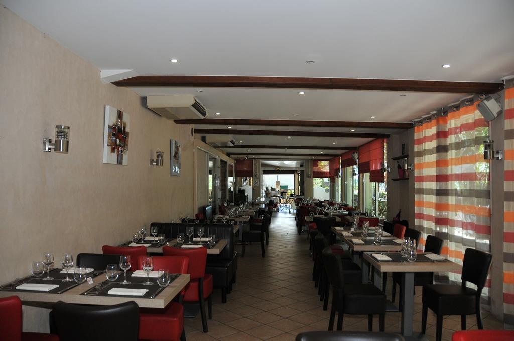 O2 Saone Hotel Reyrieux Exterior photo